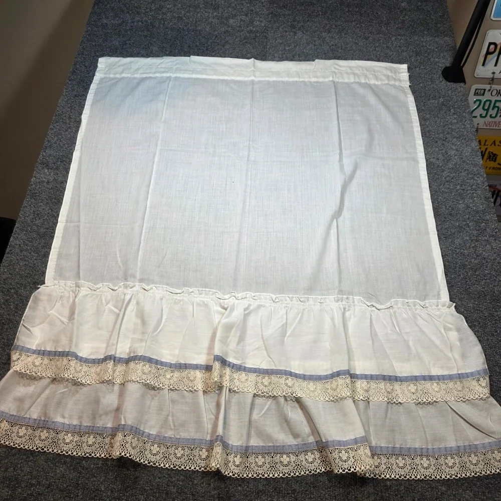 Vintage Style White Ruffled Cafe Curtains Lace Trim Blue Ribbon 4 Panels 35x28